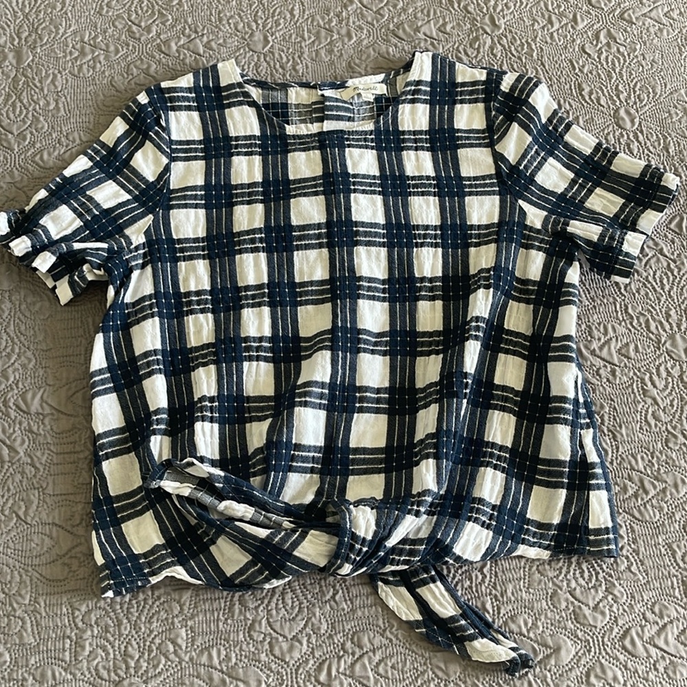 Madewell blue and white plaid front tie button-up back shirt